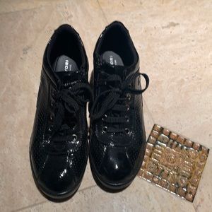 Women’s sneaker /booties ASICS